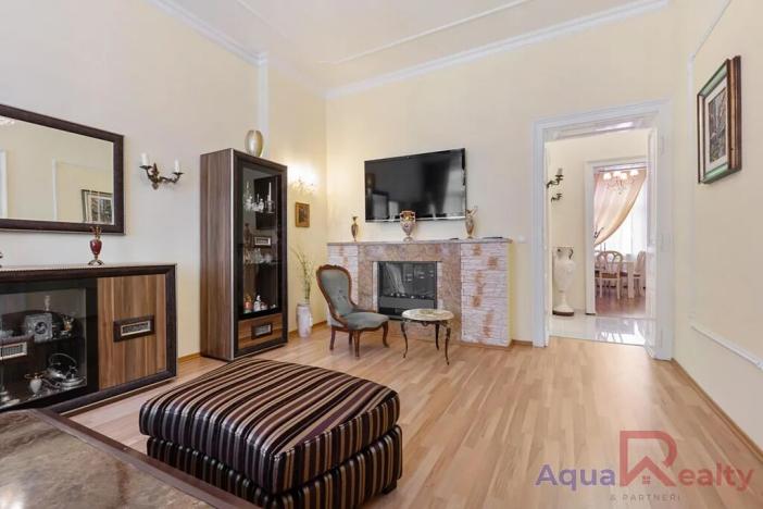 Prodej bytu 3+1, Karlovy Vary, K. Čapka, 88 m2