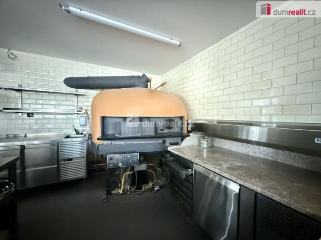 Pronájem restaurace, Harrachov, 220 m2