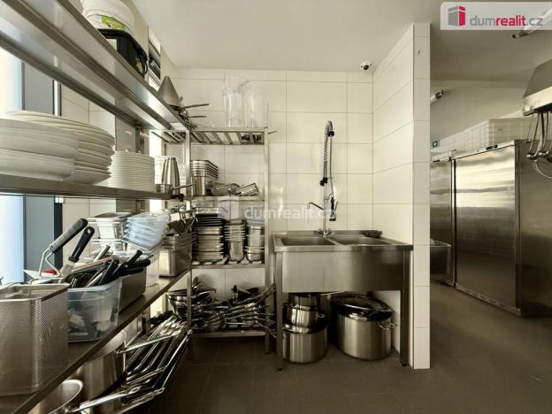 Pronájem restaurace, Harrachov, 220 m2