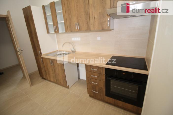 Pronájem bytu 3+1, Mariánské Lázně - Úšovice, Ke Kostelu, 75 m2