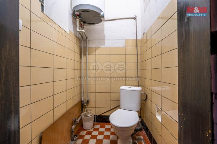 Prodej rodinného domu, Křinec, 630 m2