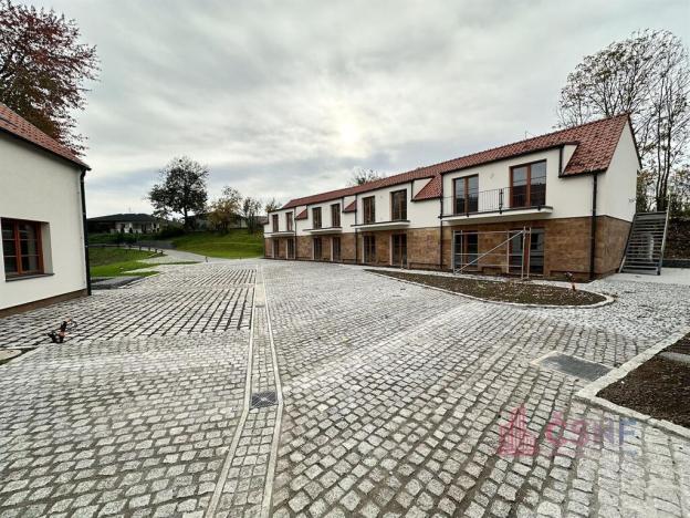 Prodej bytu 2+kk, Praha - Královice, Kuťatská, 56 m2