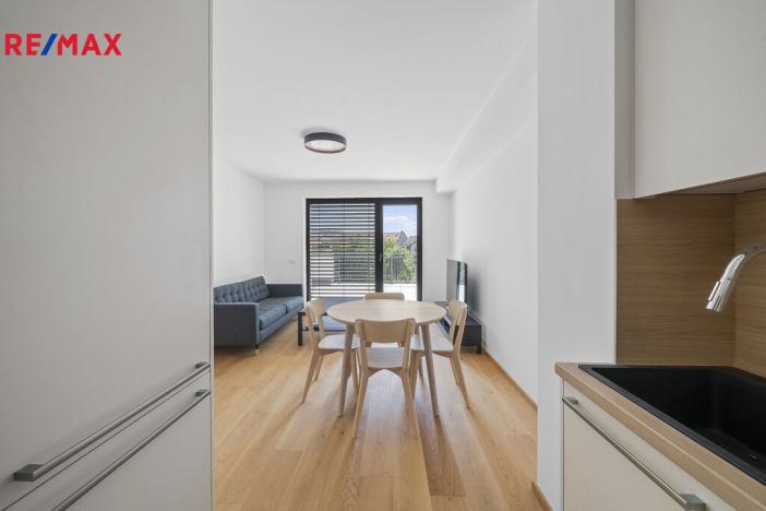 Pronájem bytu 2+kk, Hradec Králové - Pražské Předměstí, Gočárova třída, 48 m2