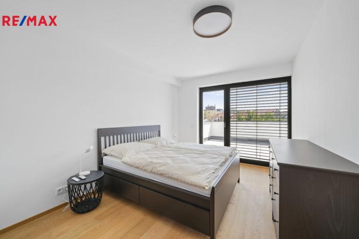 Pronájem bytu 2+kk, Hradec Králové - Pražské Předměstí, Gočárova třída, 48 m2