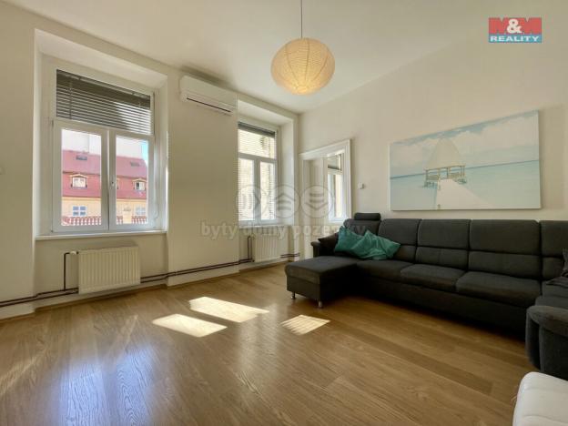 Pronájem bytu 2+1, Praha, Spálená, 73 m2