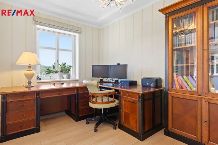 Prodej rodinného domu, Karlovy Vary, Tyršova, 321 m2