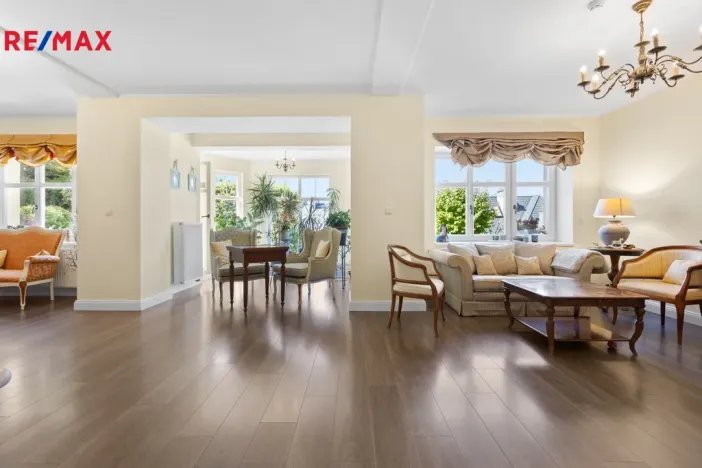 Prodej rodinného domu, Karlovy Vary, Tyršova, 321 m2