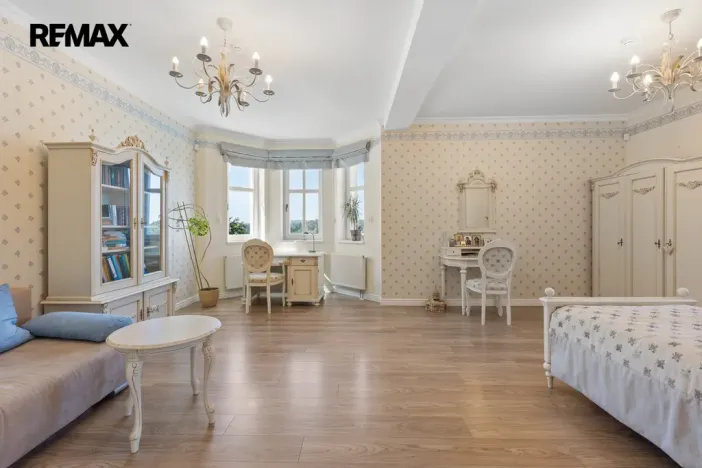 Prodej rodinného domu, Karlovy Vary, Tyršova, 321 m2