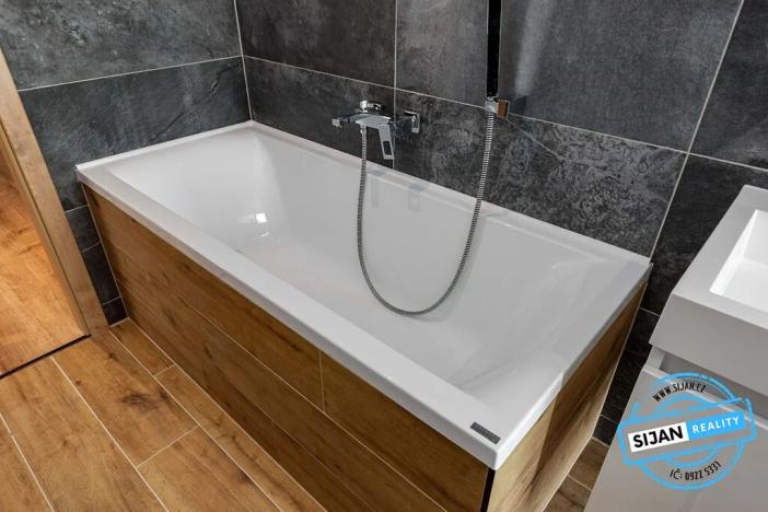 Prodej bytu 3+kk, Ostrava, U Lesa, 73 m2