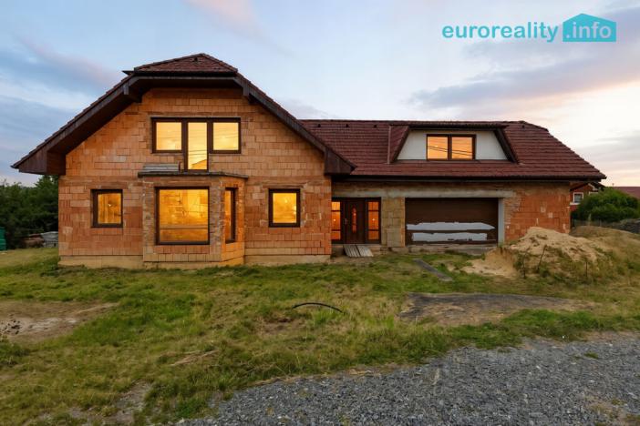 Prodej rodinného domu, Broumy, Školní, 247 m2