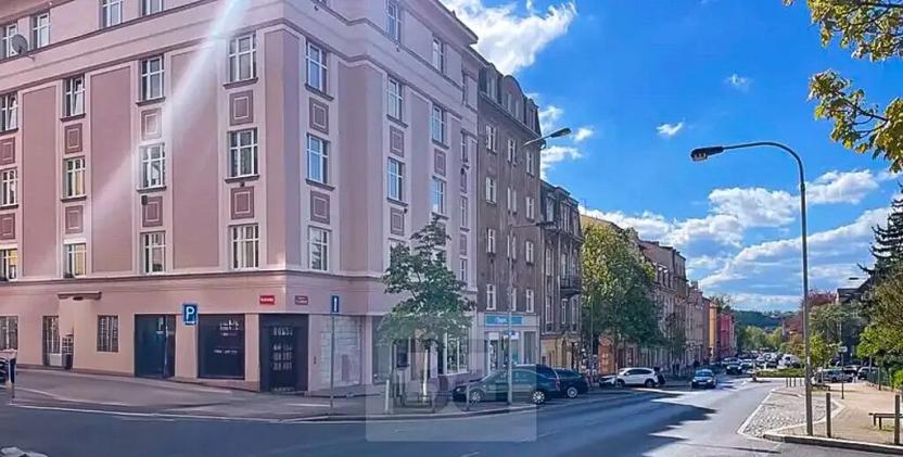 Pronájem bytu 3+1, Karlovy Vary, Majakovského, 97 m2