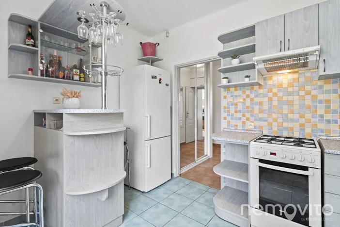 Prodej bytu 3+1, Praha - Kobylisy, Střelničná, 75 m2