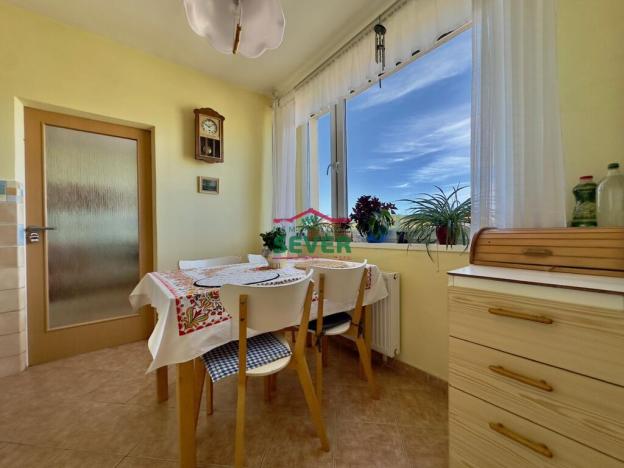 Prodej bytu 3+1, Chomutov, Palackého, 80 m2