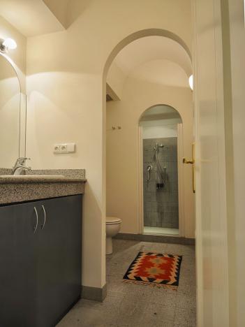 Pronájem bytu 2+1, Praha - Malá Strana, Vlašská, 94 m2