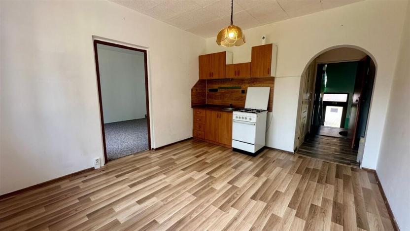 Pronájem bytu 1+1, Cheb, Přátelství, 37 m2