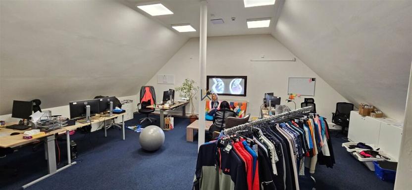 Pronájem obchodního prostoru, Praha - Ruzyně, Drnovská, 3000 m2