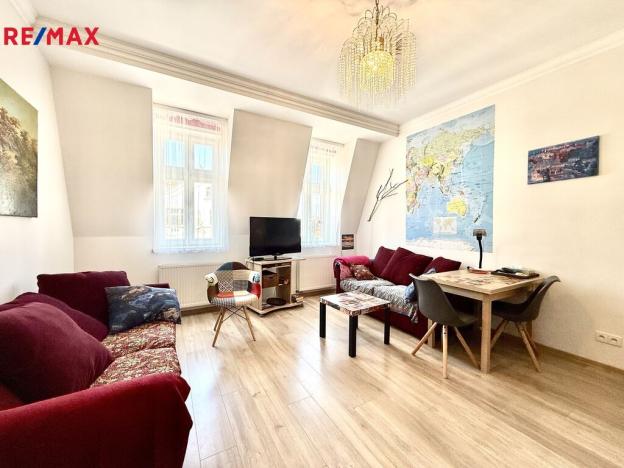 Pronájem bytu 2+kk, Karlovy Vary, Moskevská, 40 m2
