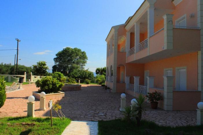 Prodej ubytování, Korfu, Jónské Ostrovy, Řecko, 490 m2