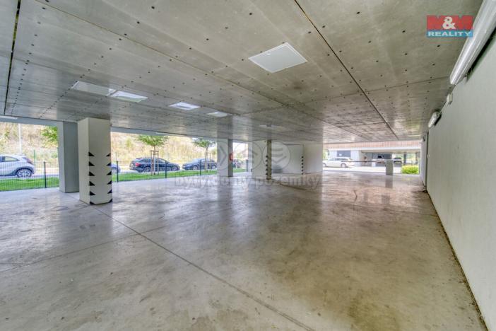 Pronájem garážového stání, Plzeň, Kartónová, 15 m2