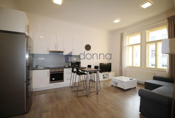Pronájem bytu 2+kk, Praha, Lucemburská, 54 m2