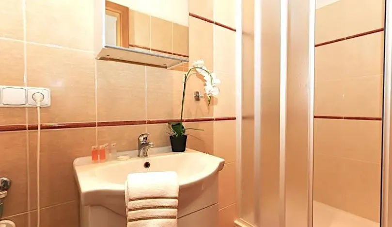 Pronájem bytu 3+kk, Praha - Vinohrady, Sázavská, 85 m2