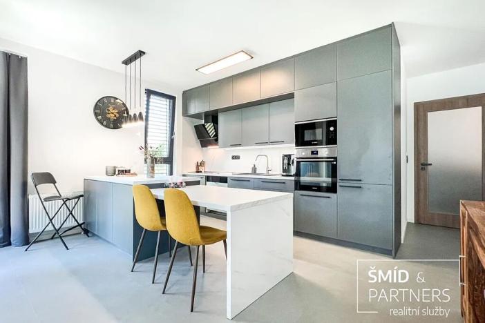 Prodej bytu 2+kk, Kolín, Zásmucká, 63 m2