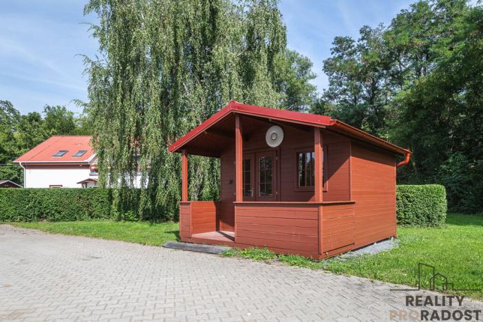 Prodej komerční nemovitosti, Brno - Holásky, Písníky, 2728 m2