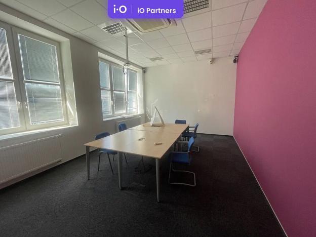 Pronájem kanceláře, Rakovník, Ottova, 2000 m2