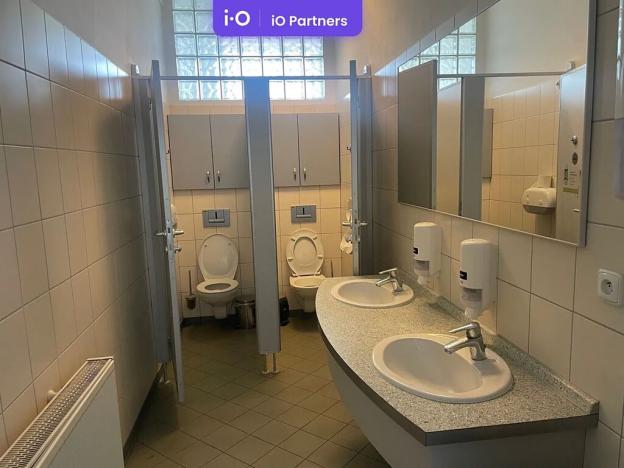 Pronájem kanceláře, Rakovník, Ottova, 2000 m2