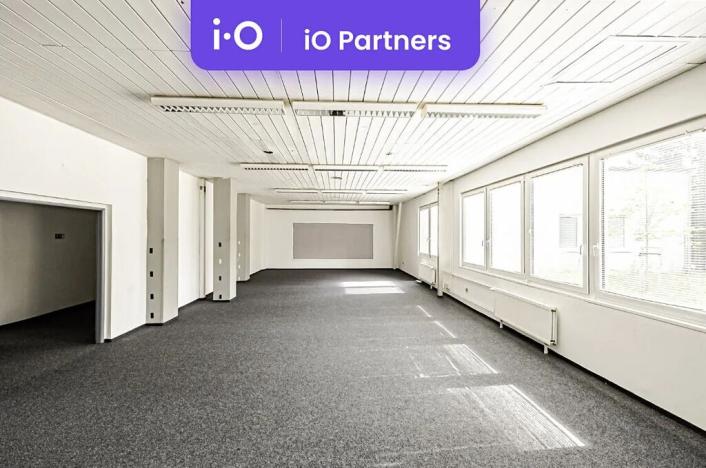 Pronájem výrobních prostor, Nymburk, U Početky, 2000 m2