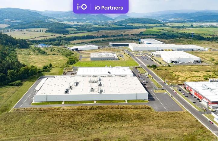 Pronájem skladu, Kadaň, Královský Vrch, 16340 m2