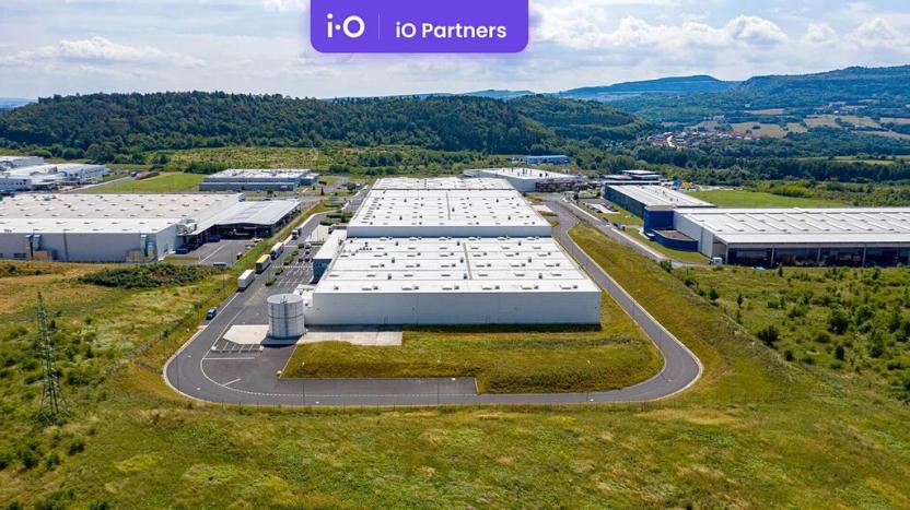 Pronájem skladu, Kadaň, Královský Vrch, 16340 m2