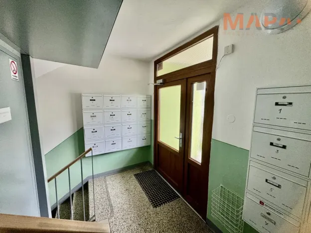 Prodej bytu 2+1, Jirkov, U Stadionu, 60 m2