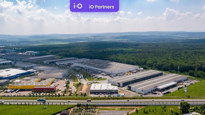 Pronájem skladu, Plzeň, Folmavská, 7632 m2