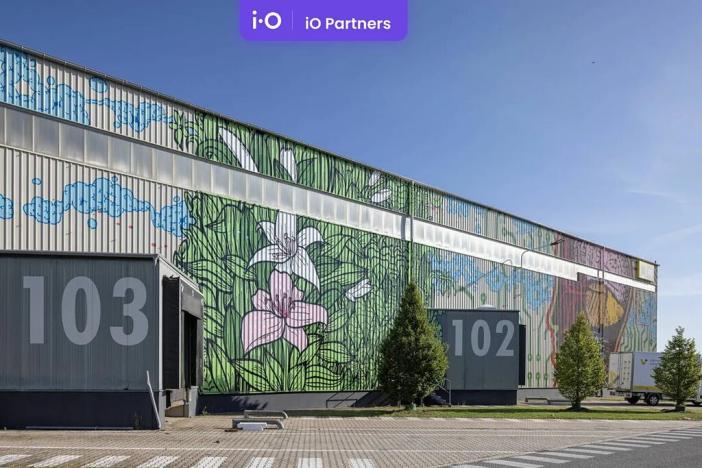 Pronájem skladu, Kněževes, U Zbrojnice, 8484 m2