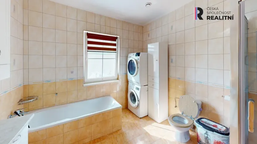 Prodej rodinného domu, Karlovy Vary - Stará Role, M. Rovenské, 108 m2