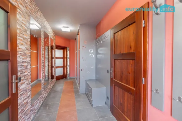 Prodej rodinného domu, Libeř - Libeň, 270 m2