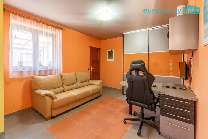 Prodej rodinného domu, Libeř - Libeň, 270 m2