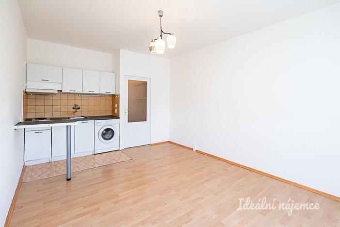 Pronájem bytu 1+kk, Praha - Záběhlice, Jahodová, 33 m2