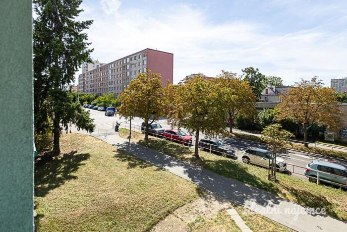 Pronájem bytu 1+kk, Praha - Záběhlice, Jahodová, 33 m2