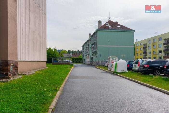 Pronájem bytu 1+1, Rychnov u Jablonce nad Nisou, nám. Míru, 35 m2