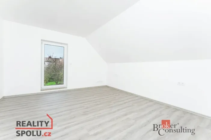 Prodej rodinného domu, Všestary, 120 m2