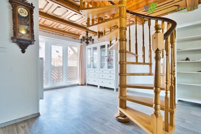 Prodej rodinného domu, Lužice, 190 m2