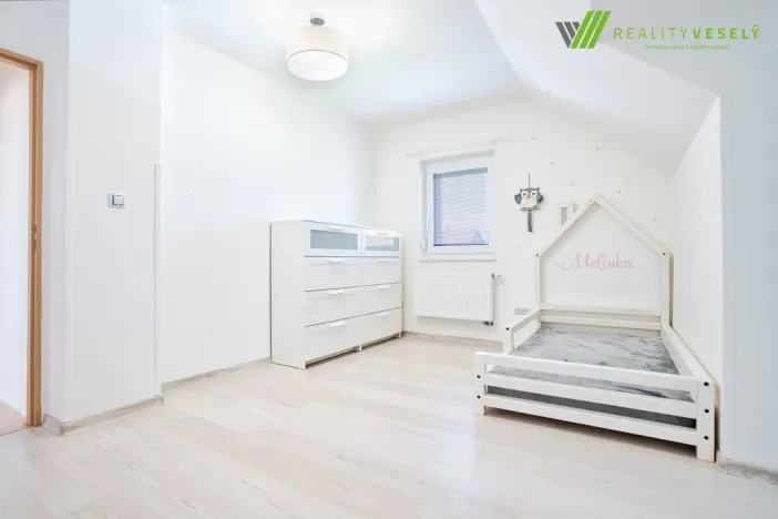 Prodej rodinného domu, Lužice, 190 m2