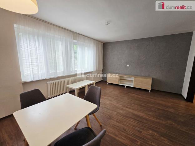 Pronájem bytu 2+kk, Praha - Břevnov, U vojenské nemocnice, 77 m2