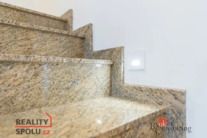 Prodej rodinného domu, Všestary, 120 m2