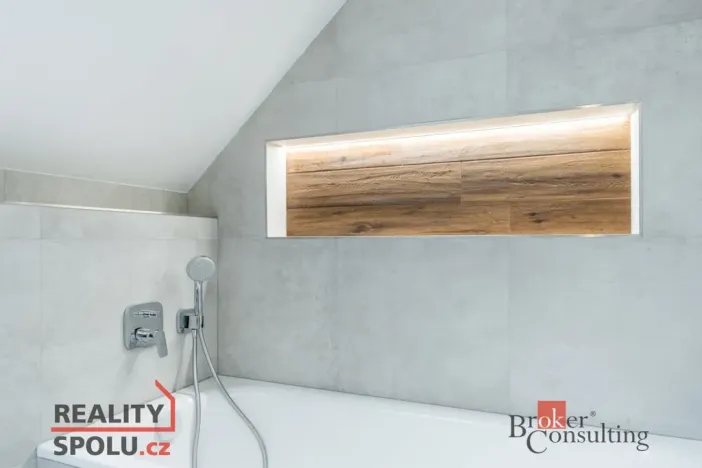 Prodej rodinného domu, Všestary, 120 m2