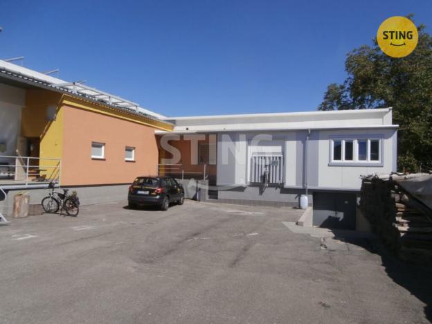 Pronájem skladu, Opava, Zámecký okruh, 251 m2