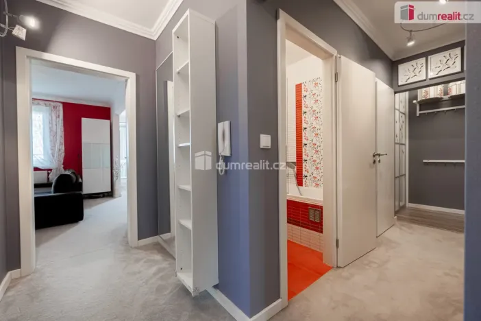 Prodej bytu 4+kk, Praha - Čakovice, Ke stadionu, 90 m2