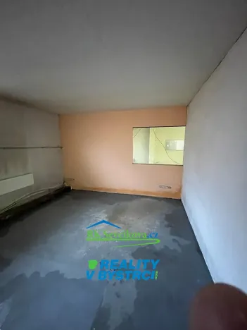 Pronájem skladu, Brno, Palcary, 100 m2